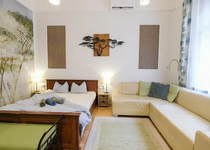 Acacia Private Rooms & Studios Budapest